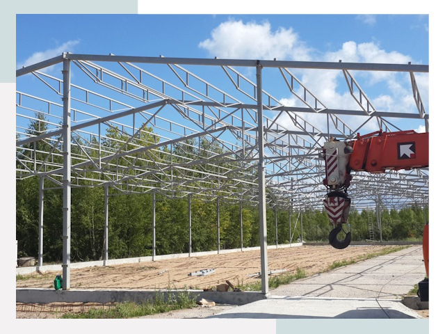 Строительство конюшен в Протвино от 611 руб. под ключ